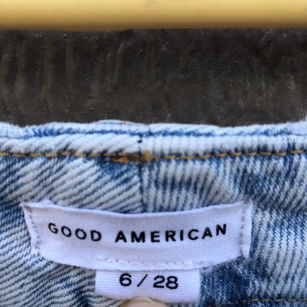good american jeans women’s size 6/28 ripped knees light wash - Picture 3 of 3